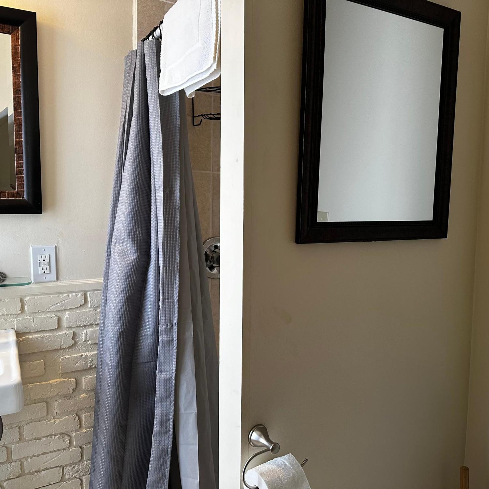 The Whitetail Inn And Suites- Lincoln Bagian luar foto