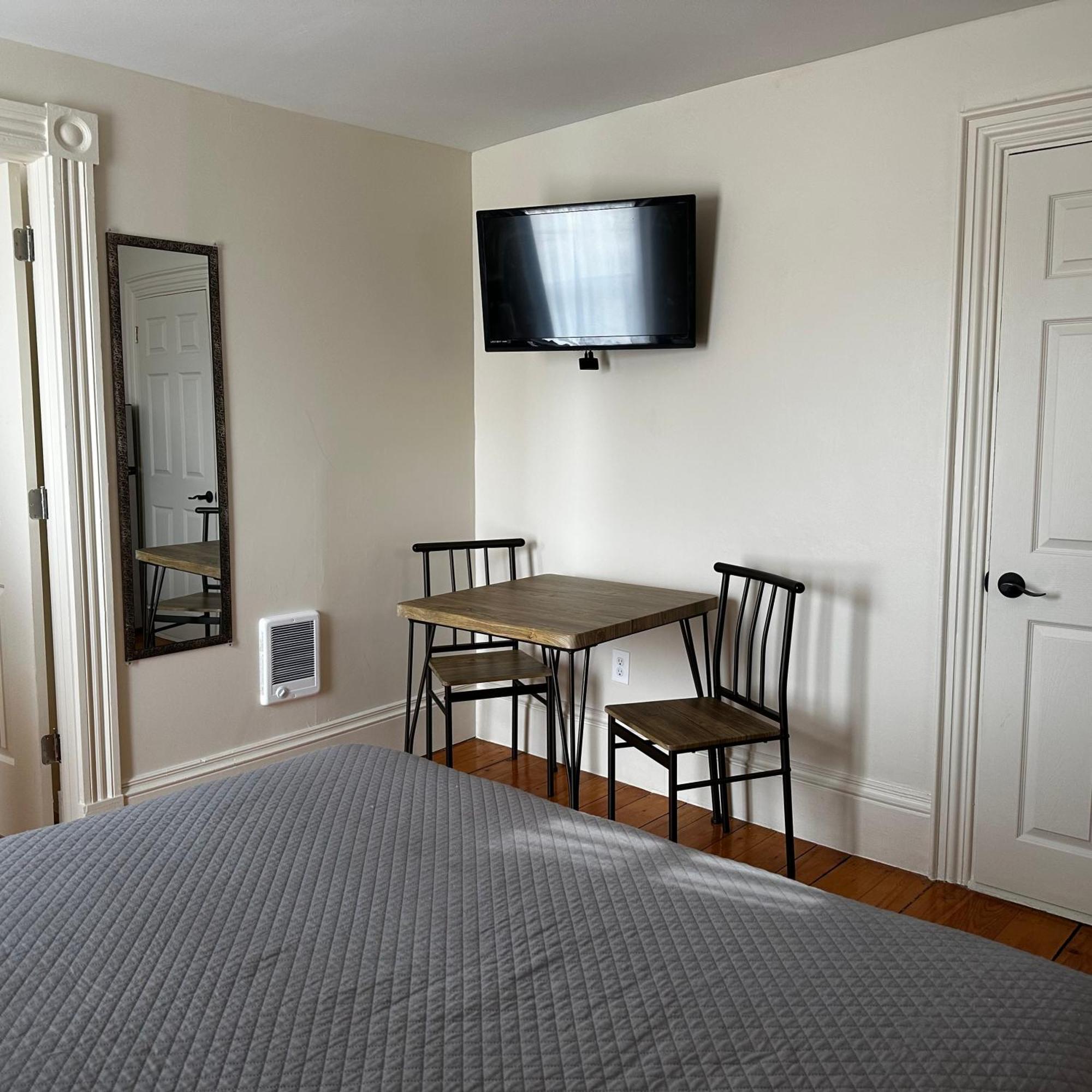 The Whitetail Inn And Suites- Lincoln Bagian luar foto
