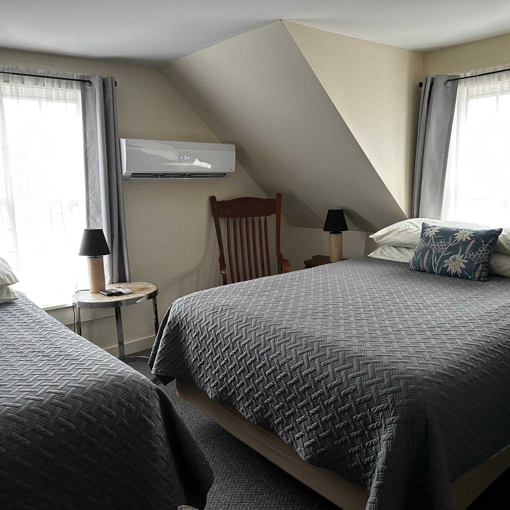 The Whitetail Inn And Suites- Lincoln Bagian luar foto