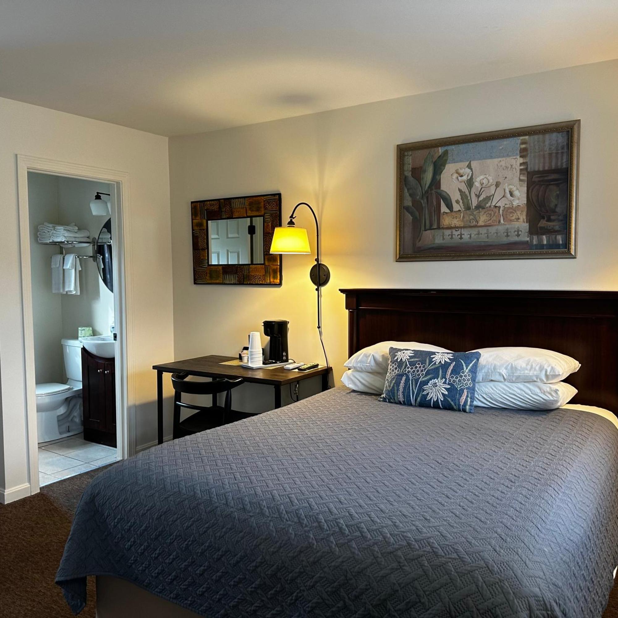 The Whitetail Inn And Suites- Lincoln Bagian luar foto