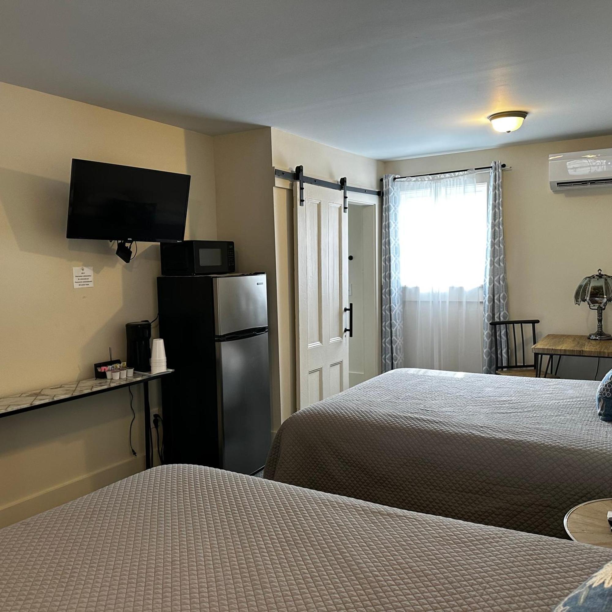 The Whitetail Inn And Suites- Lincoln Bagian luar foto