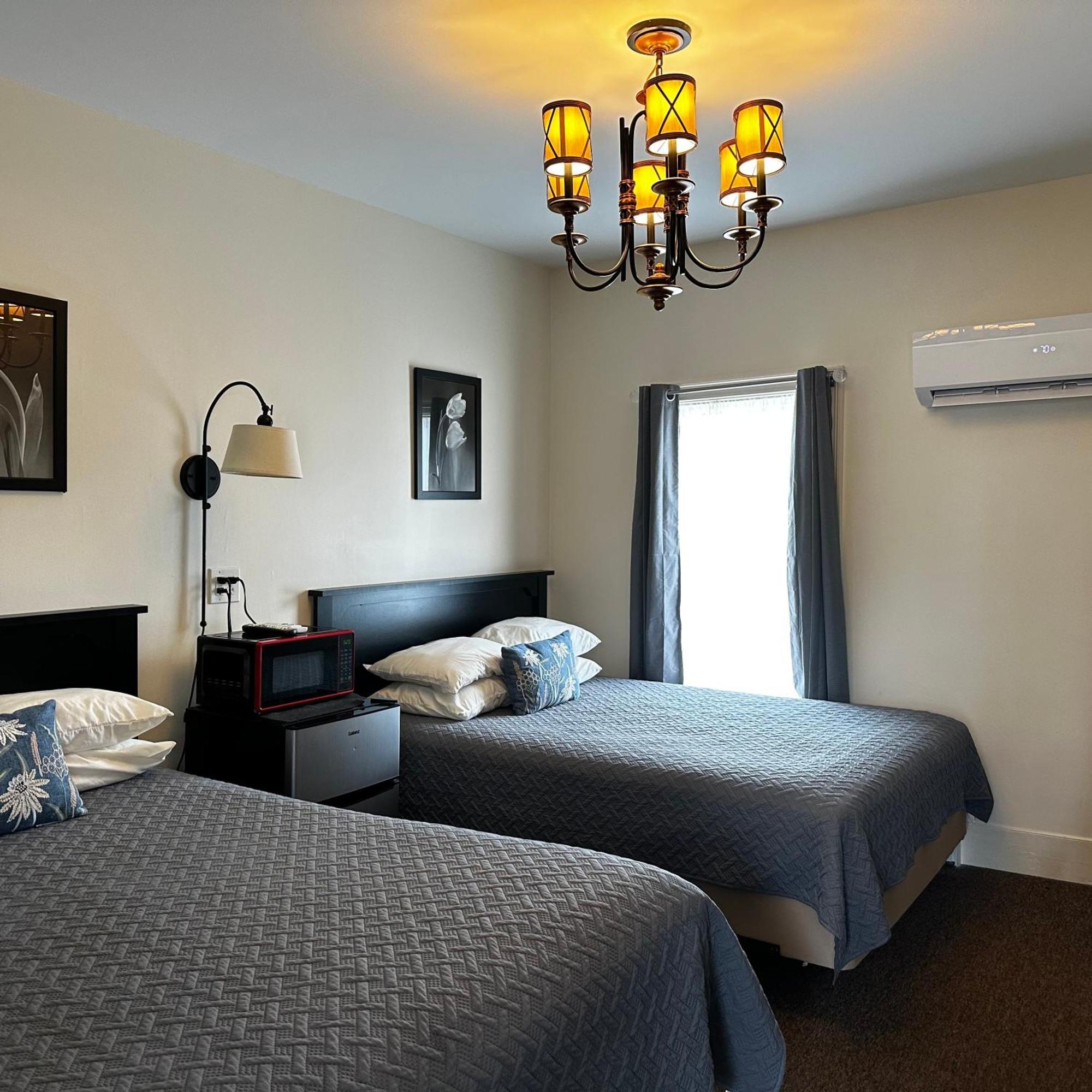The Whitetail Inn And Suites- Lincoln Bagian luar foto