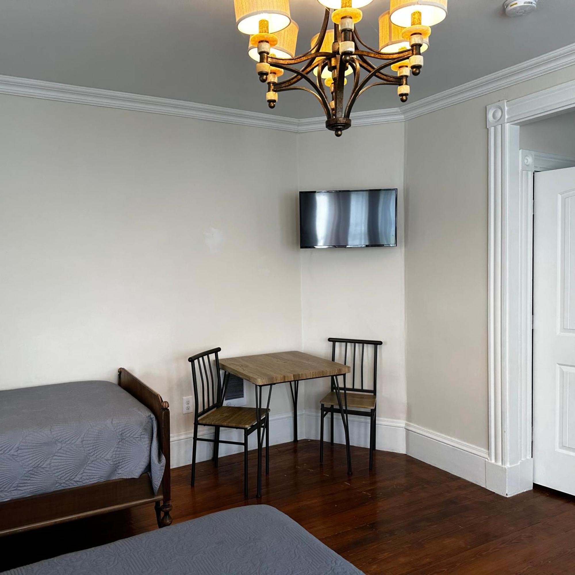 The Whitetail Inn And Suites- Lincoln Bagian luar foto
