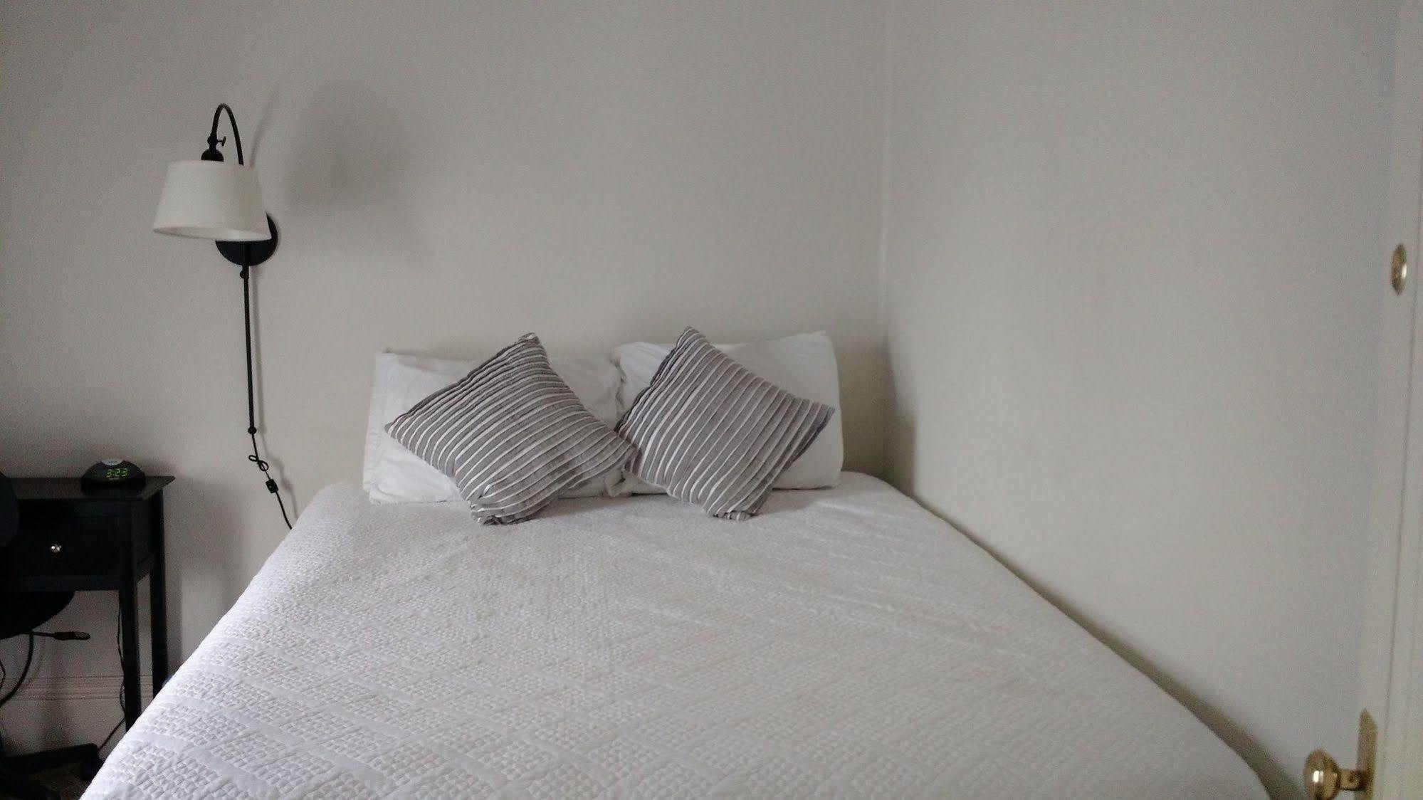 The Whitetail Inn And Suites- Lincoln Bagian luar foto